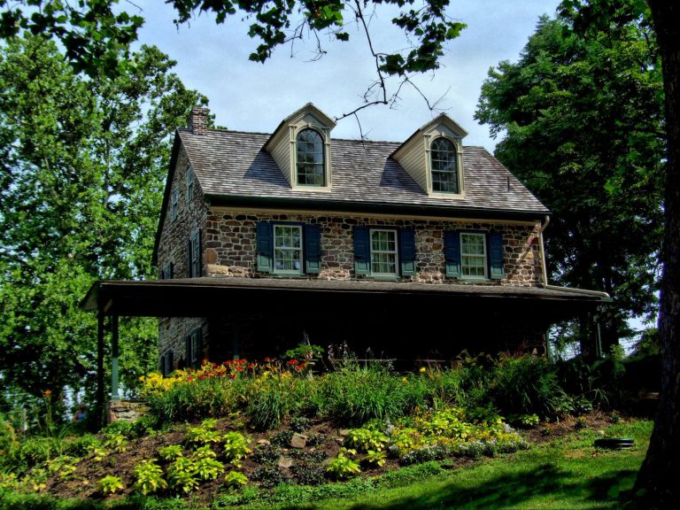 Community Caernarvon Township